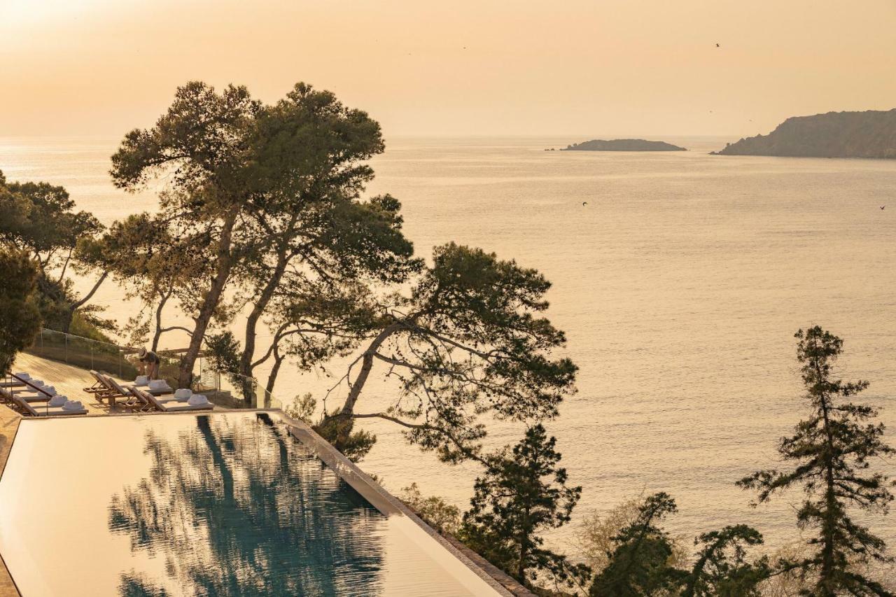 Four Seasons Astir Palace