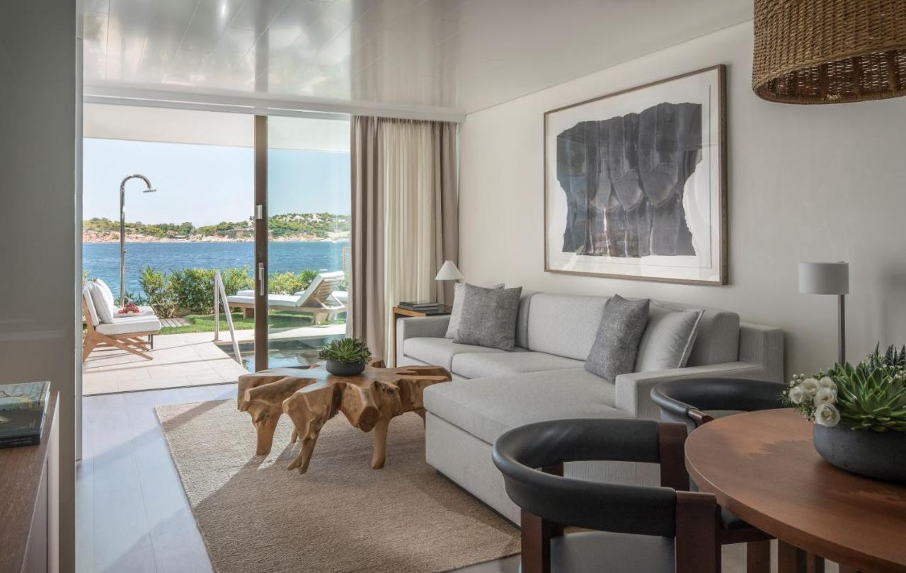 Four Seasons Astir Palace